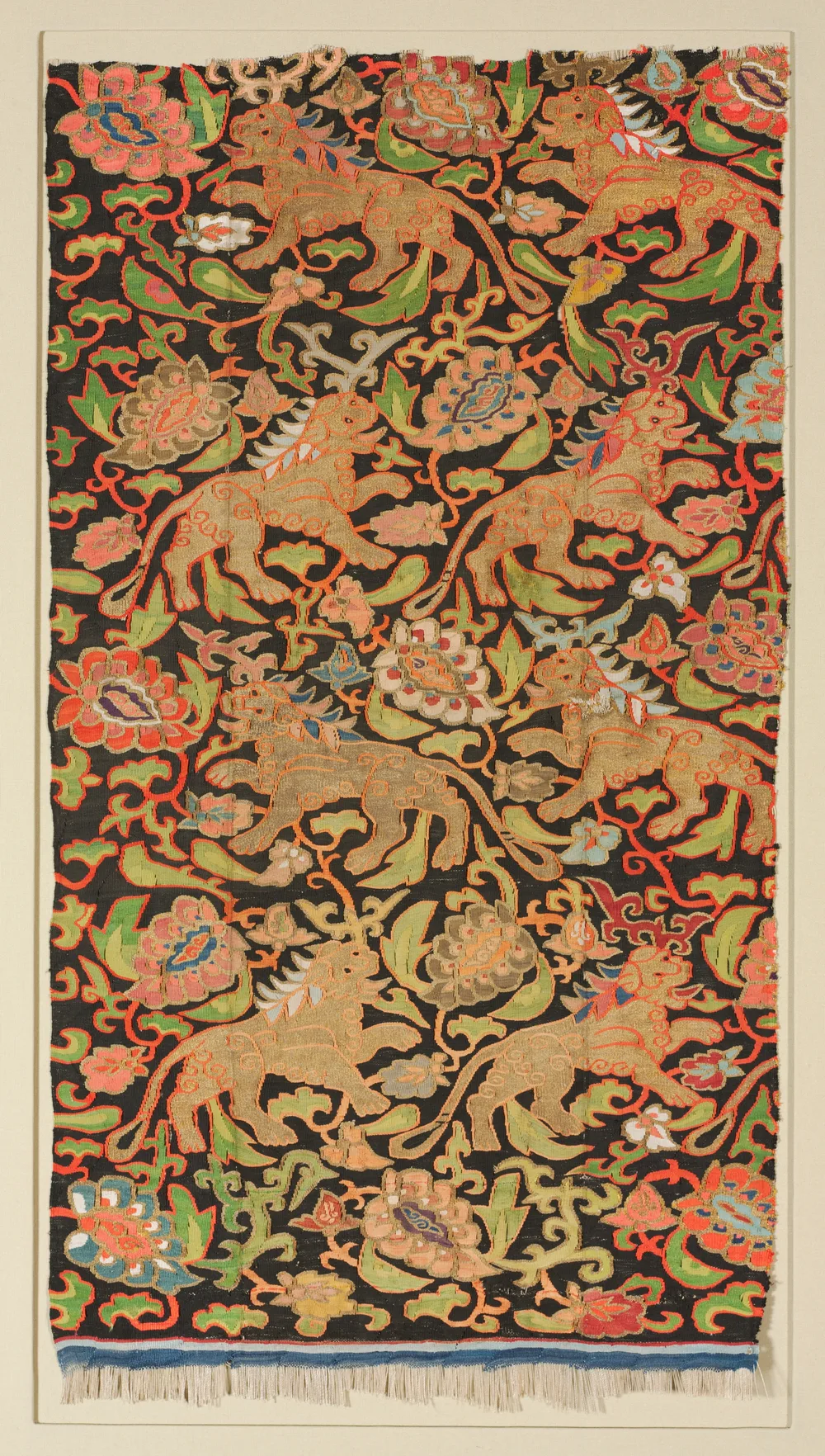 Textile workshop — Tapestry with golden lions and palmettes. The Cleveland Museum of Art, CC0.